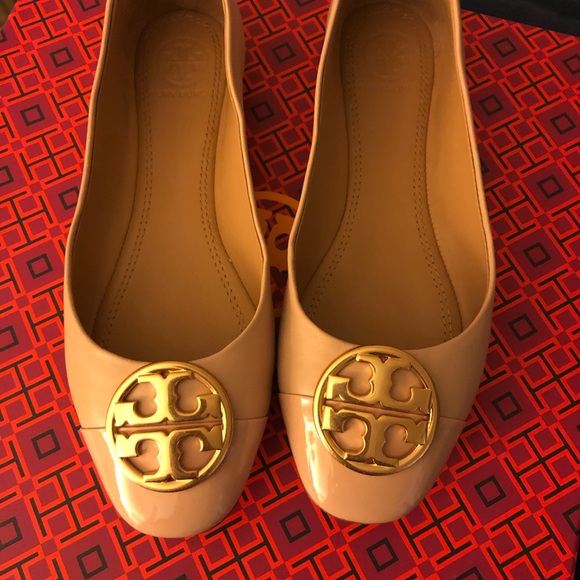 Tory Burch blush flats - Picture 3 of 5